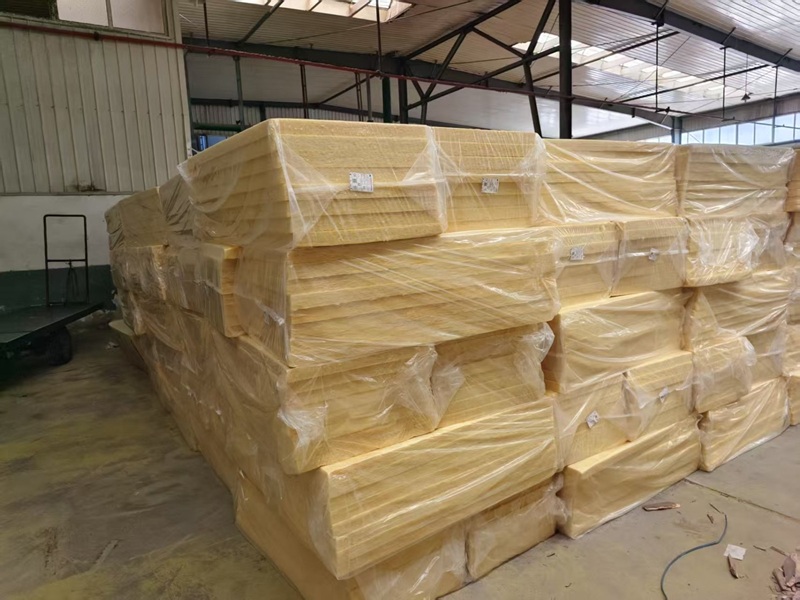 Isolasi Panas Peredam Suara Glasswool Rockwool Indonesia Liberton – Solusi Isolasi Bangunan Profesional